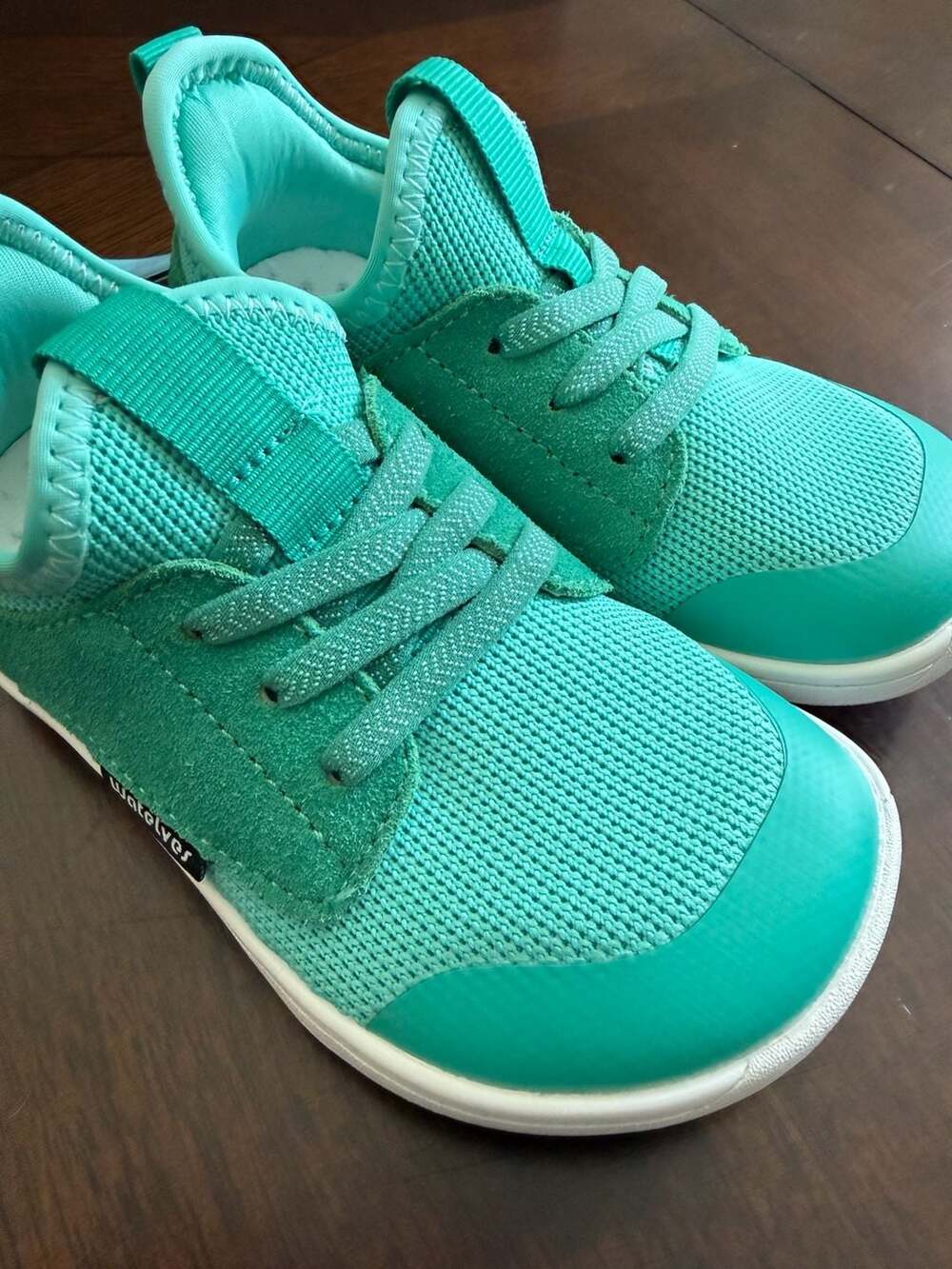 WateLves Kids Wide Barefoot Minimalist Sneakers, Green